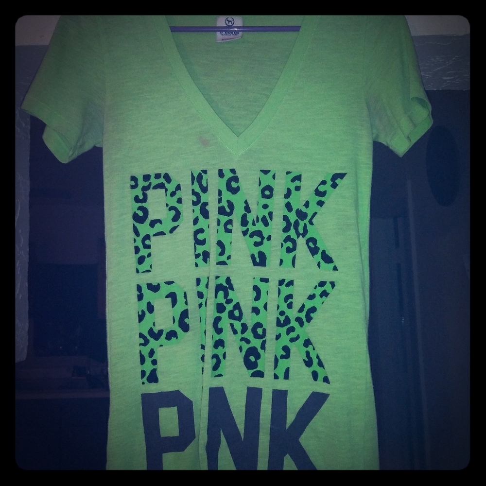 Vs pink top